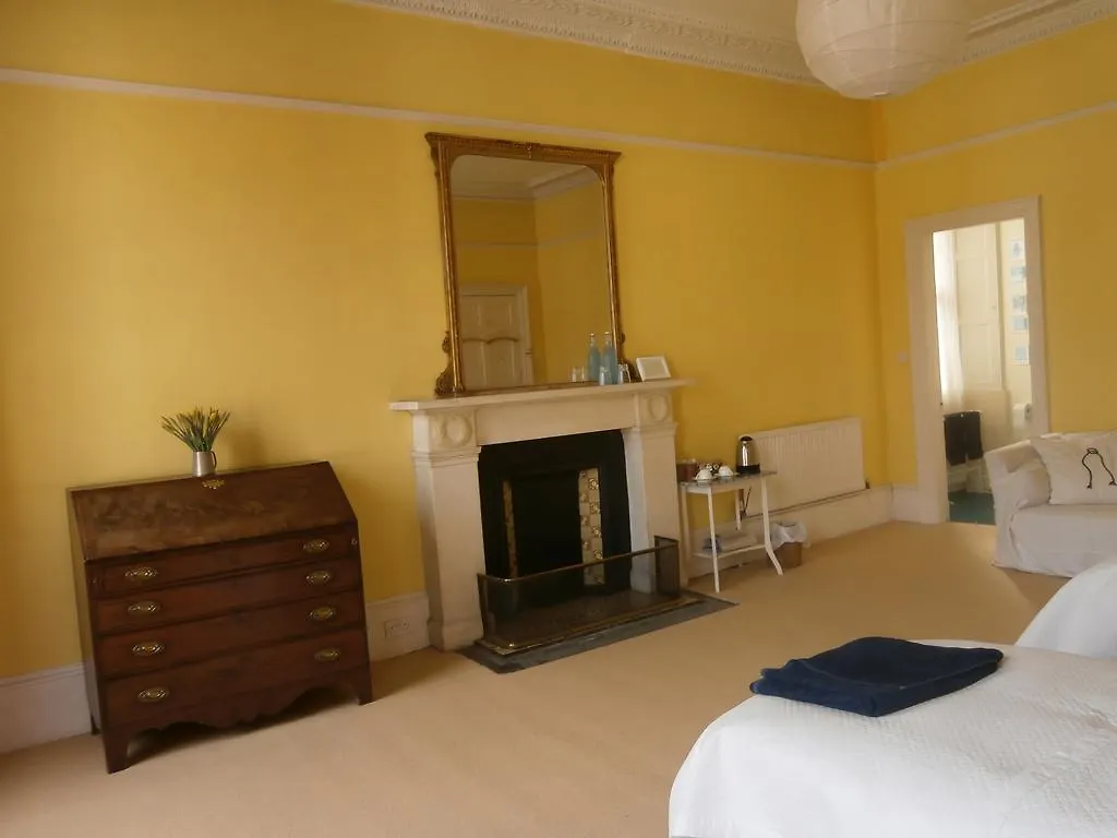 Winter Cherry Bed & Breakfast Edimburgo