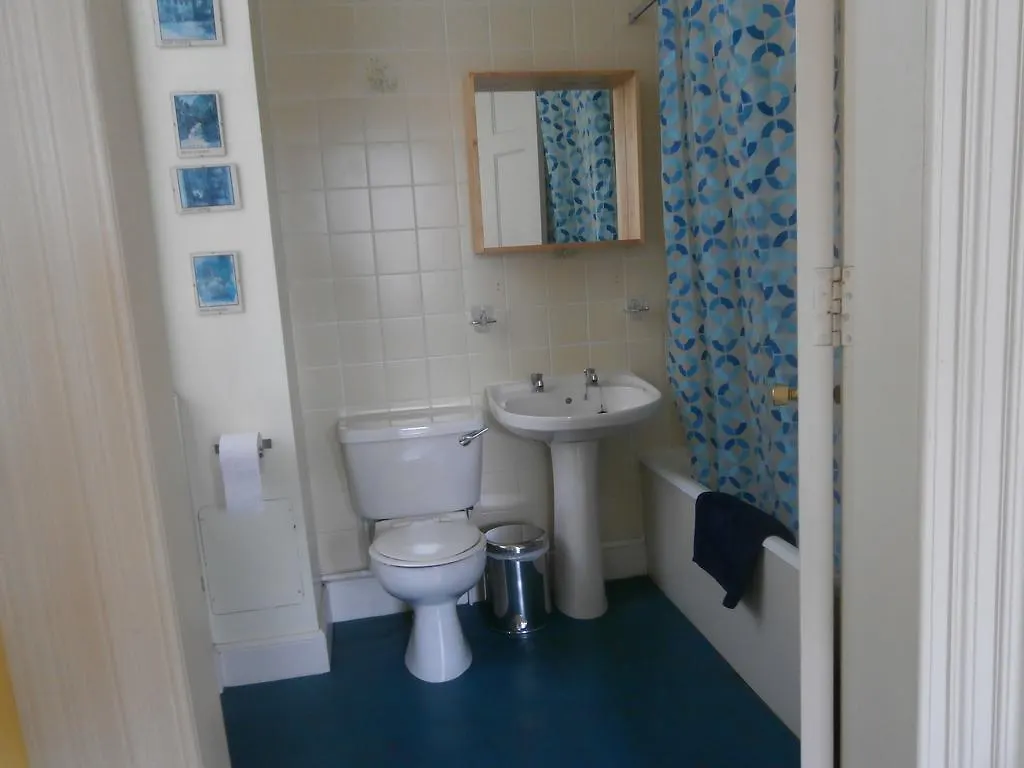 Winter Cherry Bed And Breakfast Broughton