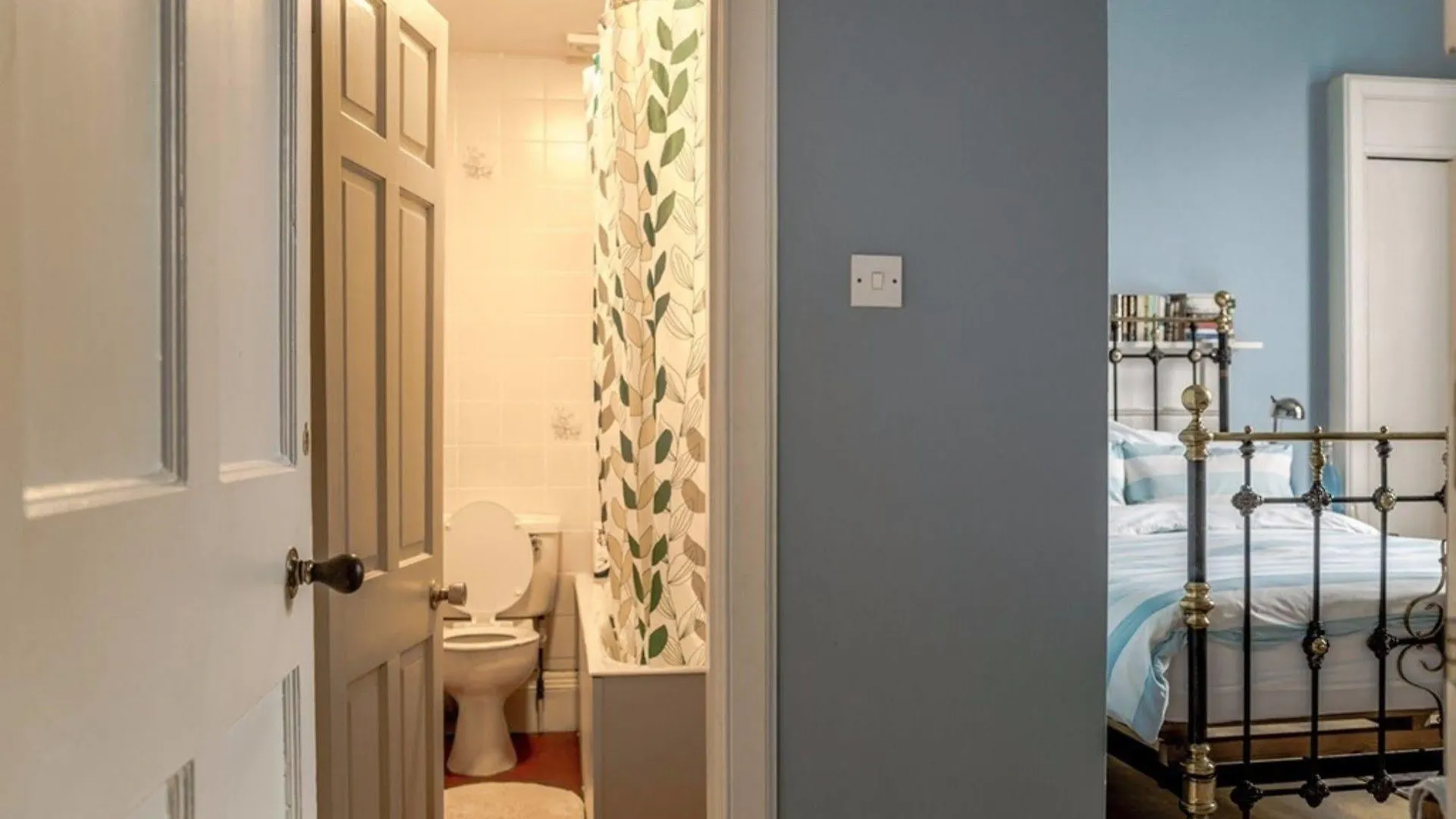 Winter Cherry Bed And Breakfast Broughton  3*, Edinburgh